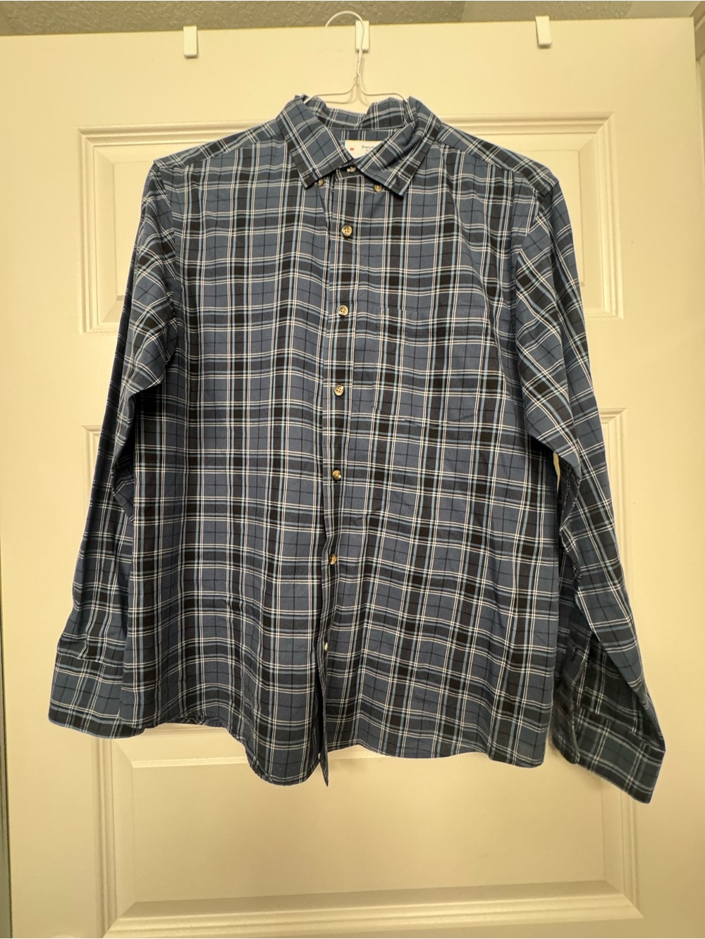 Old Navy Blue Plaid Long-Sleeve Button-Down Shirt